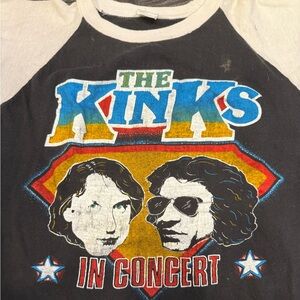 🎶 Vintage 1981 The Kinks Tour Baseball T-Shirt – Rare Rock Concert Tee 🎶
